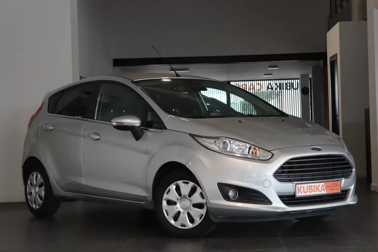 Ford Fiesta Fiesta 1.0 EcoBoost Titanium PowerShift BT ParkS Garantie*