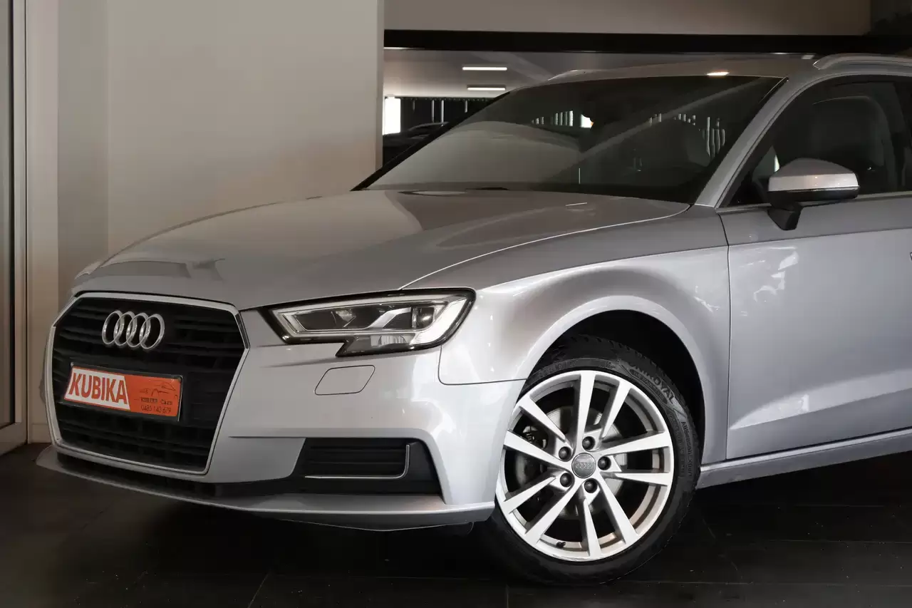 Audi A3 A3 Sportback 1.0 TFSI CruiseC ParkS Navi Garantie*