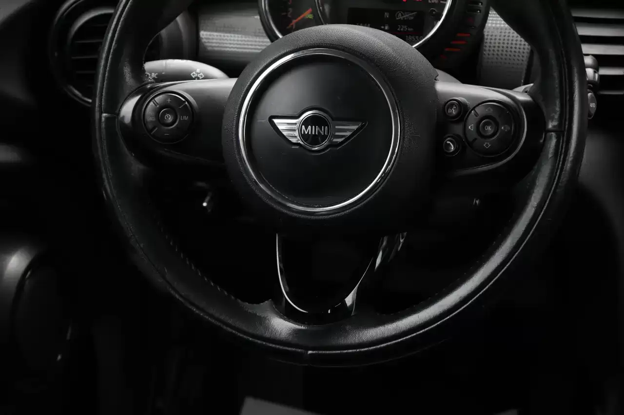 MINI Cooper D Mini 1.5 D Cooper ZetelV ParkS Navi Garantie*