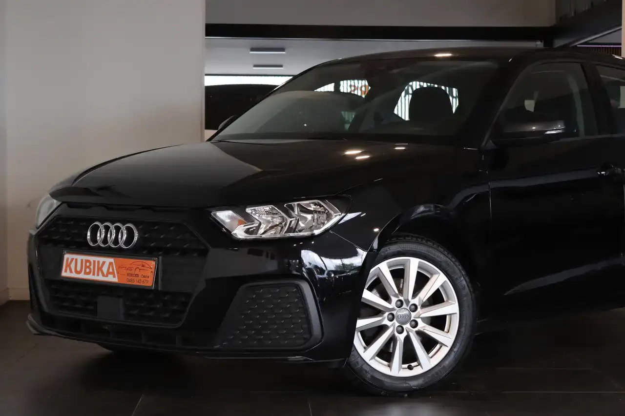 Audi A1 A1 30 TFSI S tronic Navi CruiseC ZetelV Garantie*