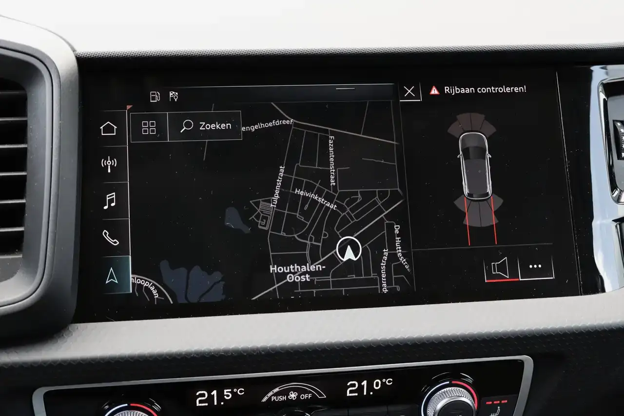 Audi A1 A1 30 TFSI S tronic Navi CruiseC ZetelV Garantie*