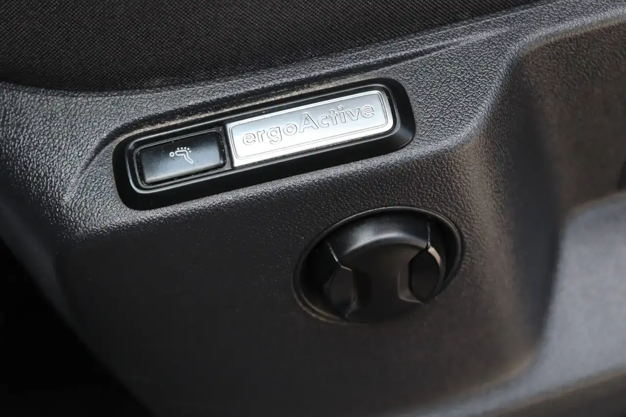Volkswagen Tiguan Tiguan 1.5 TSI Camera Navi LijnA ACC Garantie *