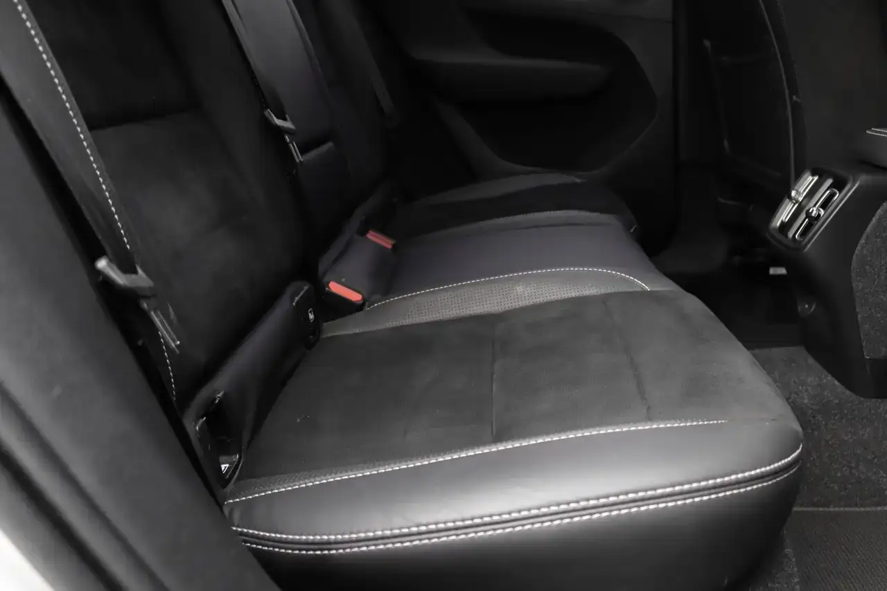 Volvo XC40 XC40 1.5 T3 R-Design Geartronic Keyless PANO Garantie *