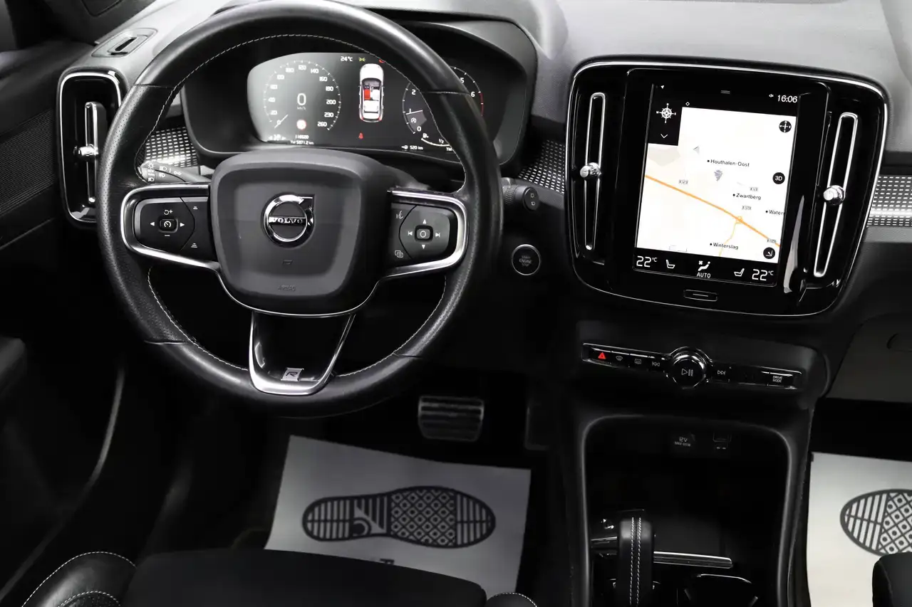 Volvo XC40 XC40 1.5 T3 R-Design Geartronic Keyless PANO Garantie *