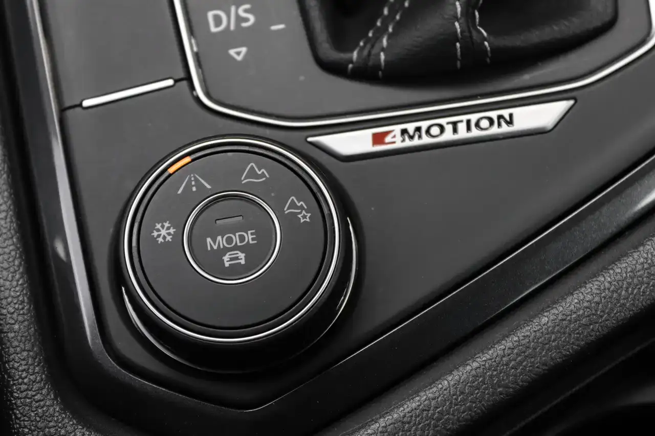 Volkswagen Tiguan 2.0 TSI 4Motion ACC Pano LijnA Memory R-Line Garantie*