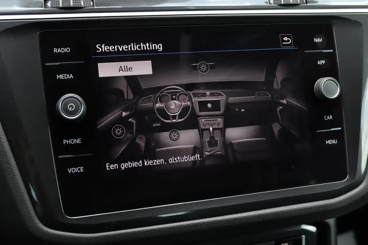 Volkswagen Tiguan 2.0 TSI 4Motion ACC Pano LijnA Memory R-Line Garantie*