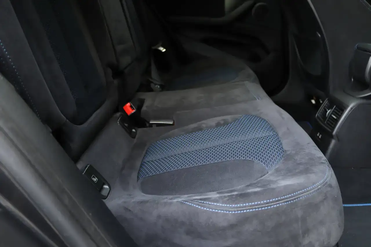 BMW X2 X2 2.0iA sDrive20 OPF M-Pack Pano Navi ZetelV Garantie*