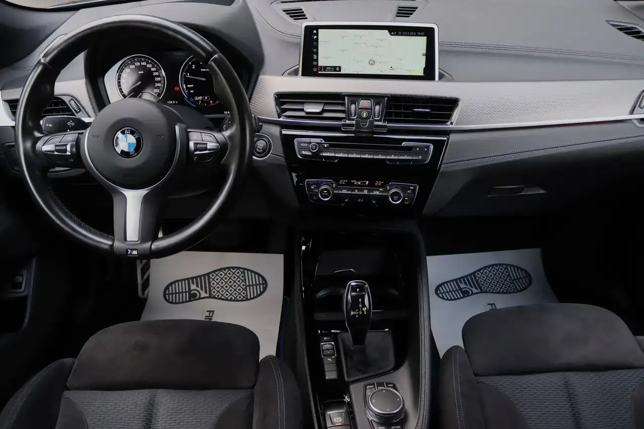 BMW X2 X2 2.0iA sDrive20 OPF M-Pack Pano Navi ZetelV Garantie*