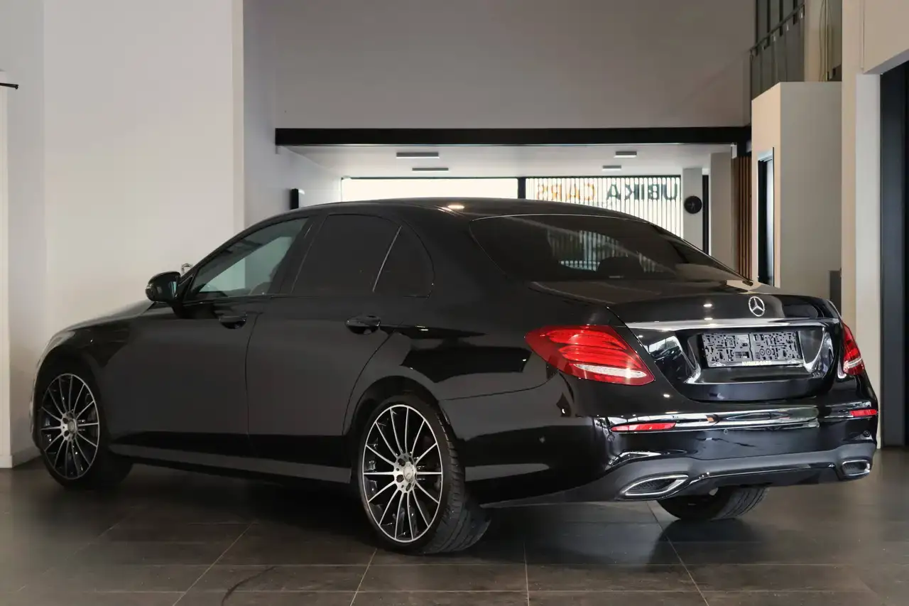 Mercedes-Benz E 220 E 220 d AMG-Pack Open Dak CruiseC TrekH Garantie*