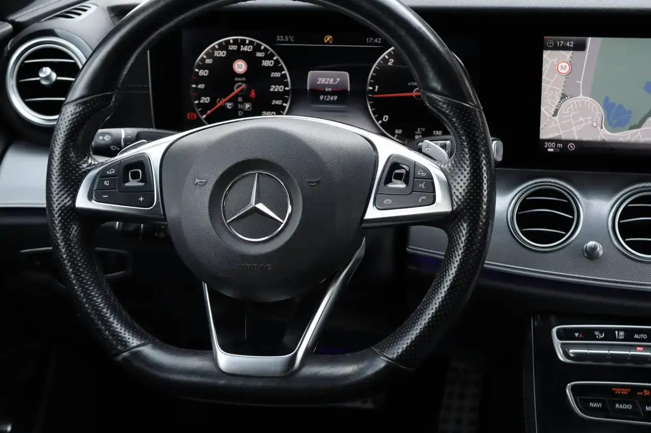 Mercedes-Benz E 220 E 220 d AMG-Pack Open Dak CruiseC TrekH Garantie*