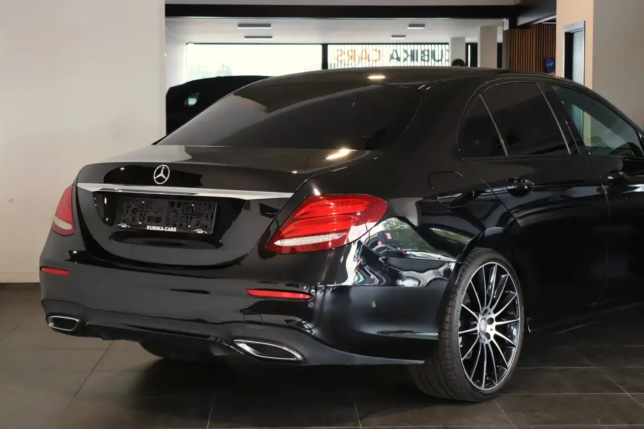 Mercedes-Benz E 220 E 220 d AMG-Pack Open Dak CruiseC TrekH Garantie*