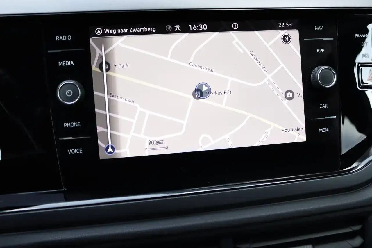 Volkswagen Taigo 1.0 TSI R-Line DSG R-Line Carplay DodeH Camera Garantie*