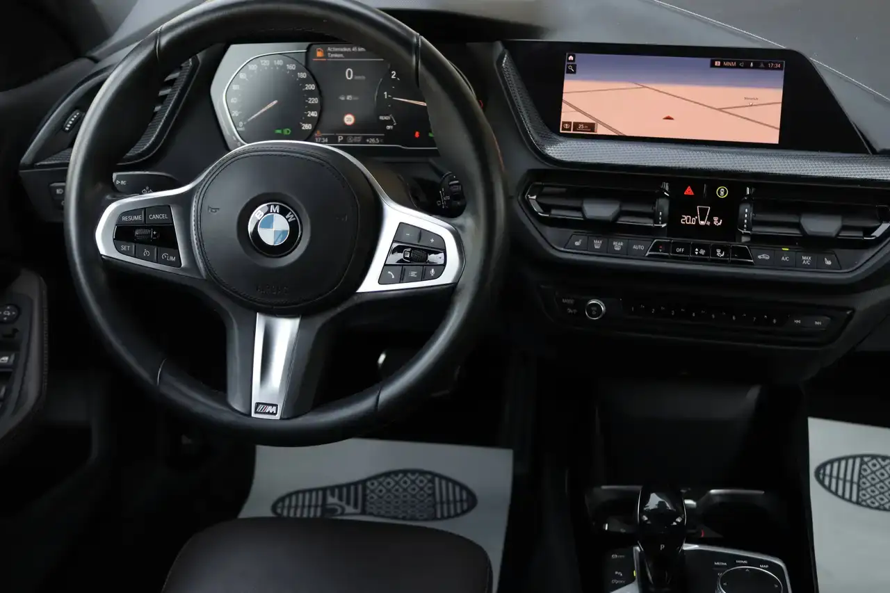 BMW 116 116iA OPF M-Pack Navi CruiseC Leder Garantie*