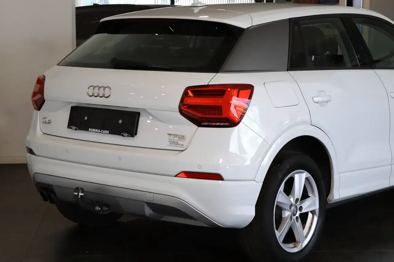 Audi Q2 Q2 1.4 TFSI Design S tronic ACC Leder Navi LED Garantie*