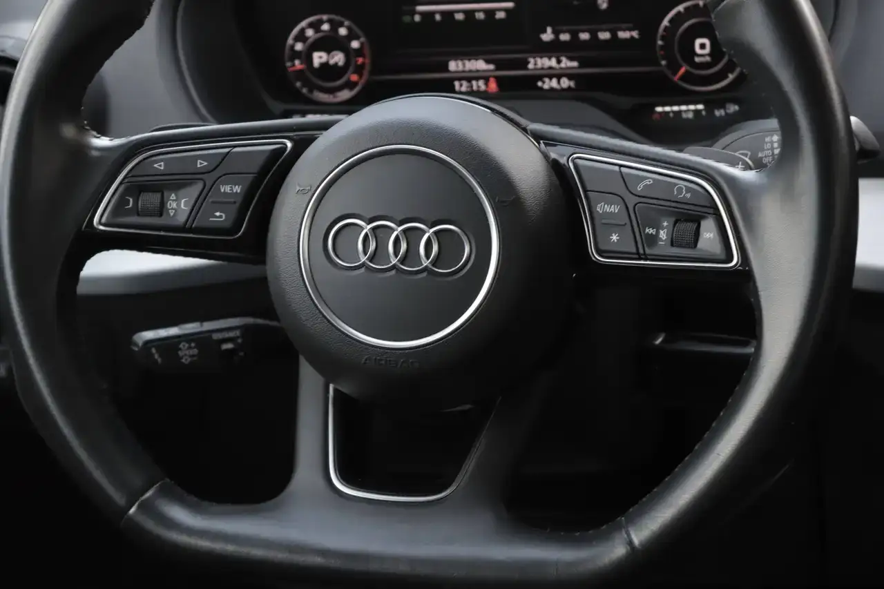 Audi Q2 Q2 1.4 TFSI Design S tronic ACC Leder Navi LED Garantie*