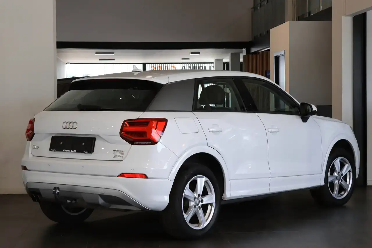 Audi Q2 Q2 1.4 TFSI Design S tronic ACC Leder Navi LED Garantie*