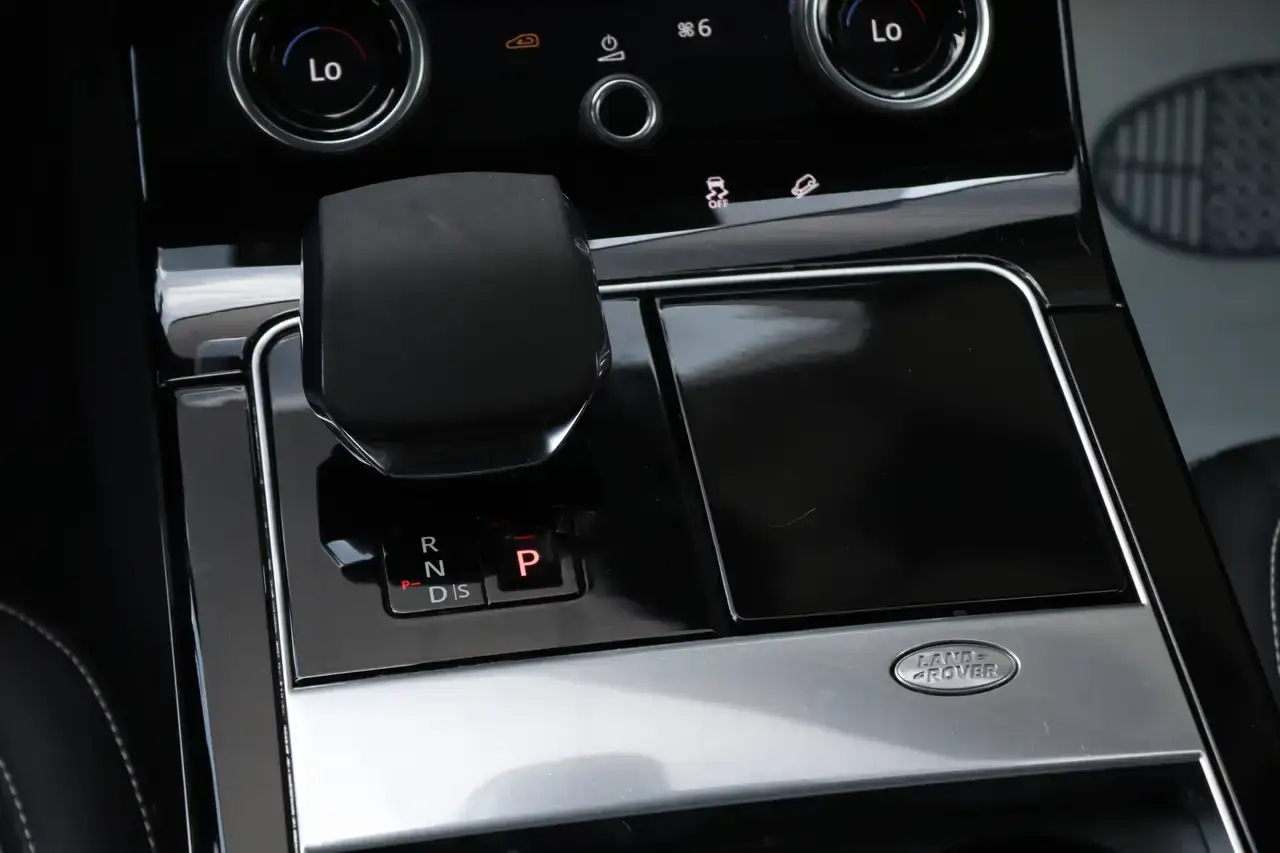 Land Rover Range Rover Velar 2.0 TD4 MHEV D200 R-Dynamic HSE Pano Garantie*