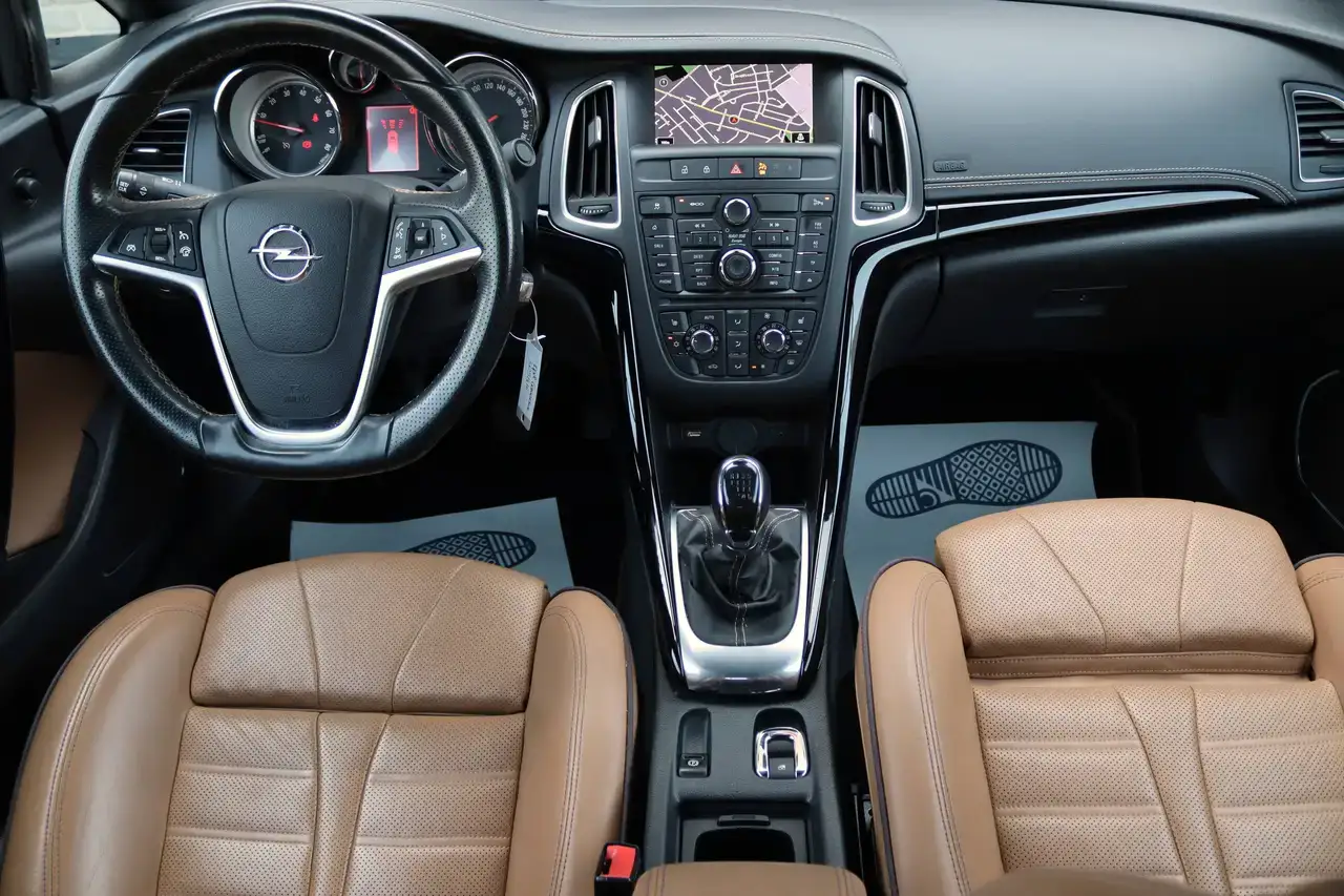 Opel Cascada Cascada 1.4 Turbo Leder CruiseC NAvi Garantie*