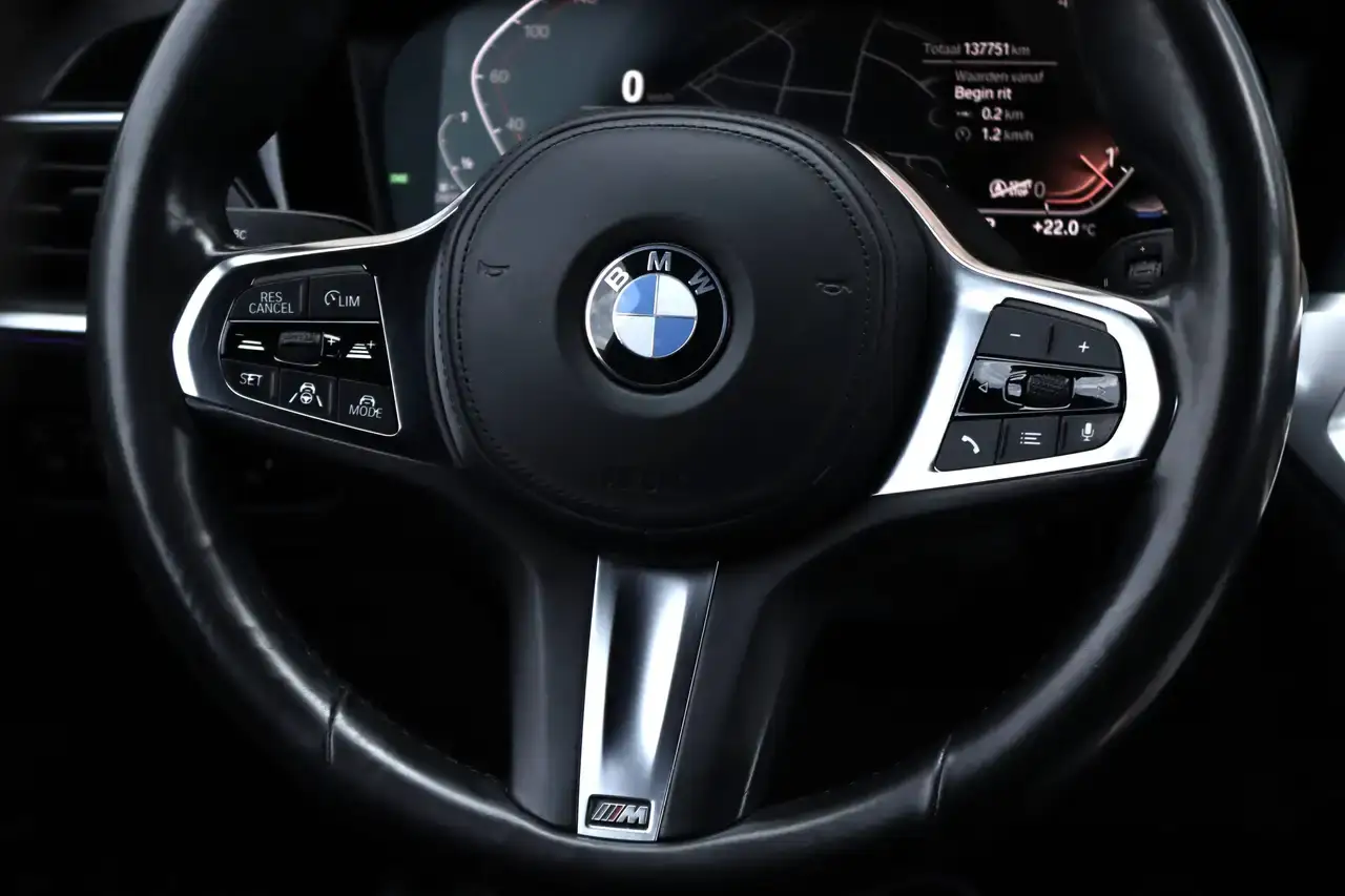 BMW 320 Touring 320 dA M-Pakket DodeH Pano ACC Garantie*