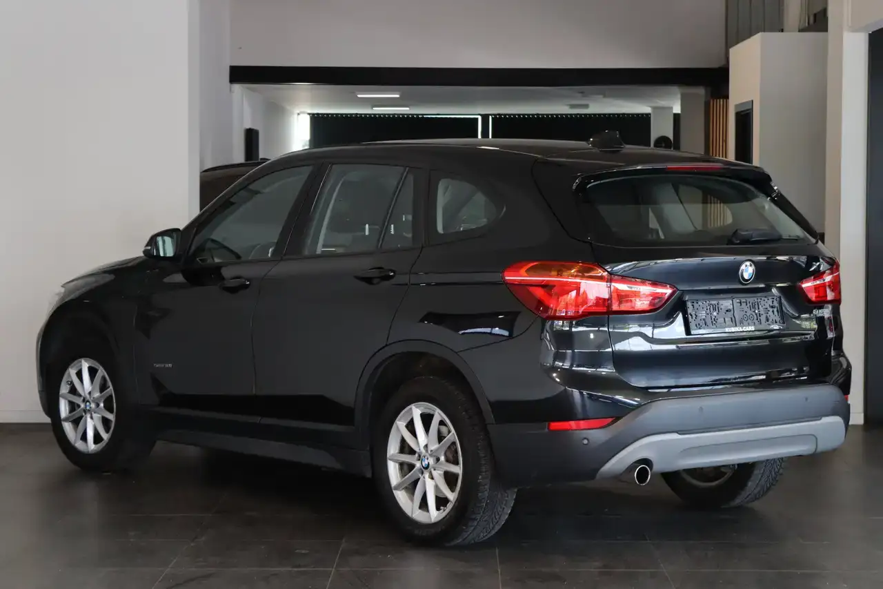 BMW X1 X1 1.5iA sDrive18 CruiseC Navi Leder Garantie*
