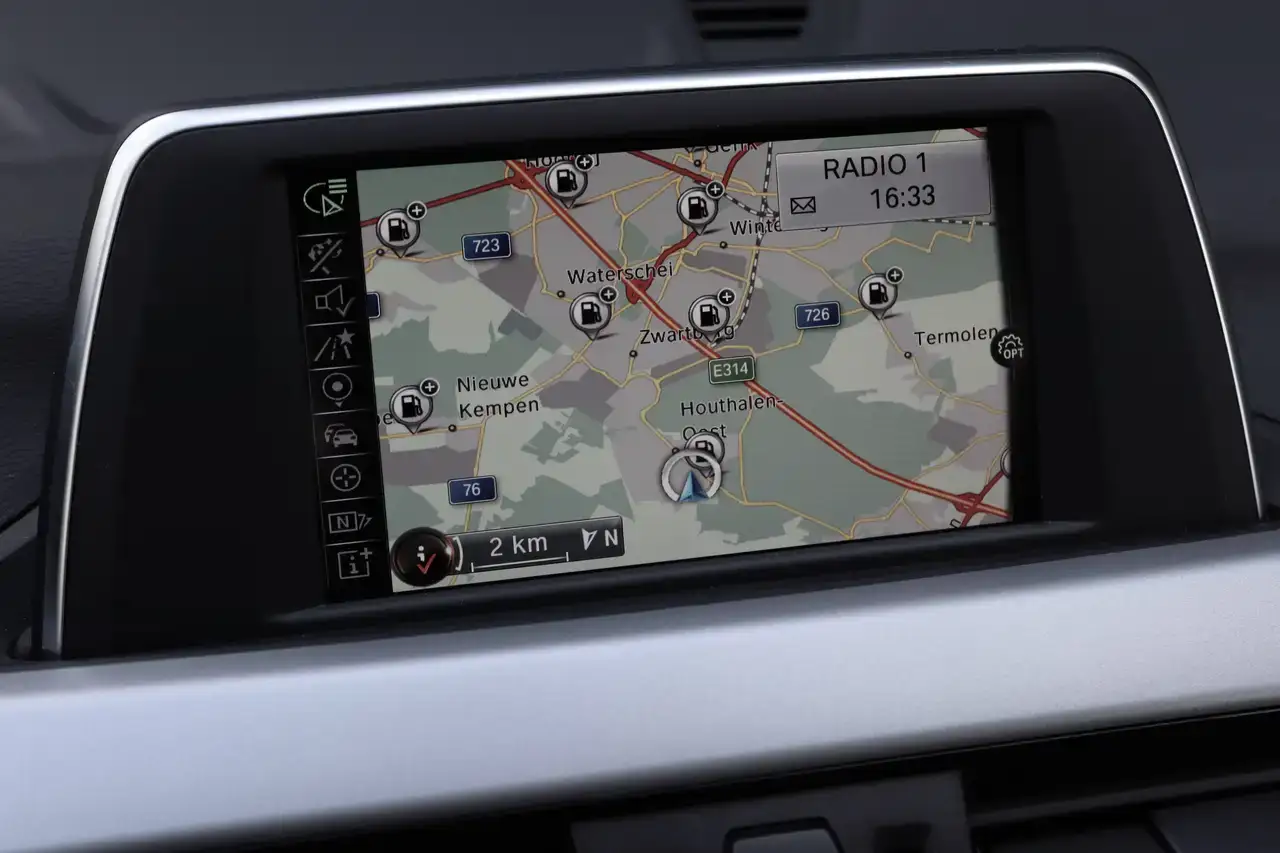 BMW X1 X1 1.5iA sDrive18 CruiseC Navi Leder Garantie*