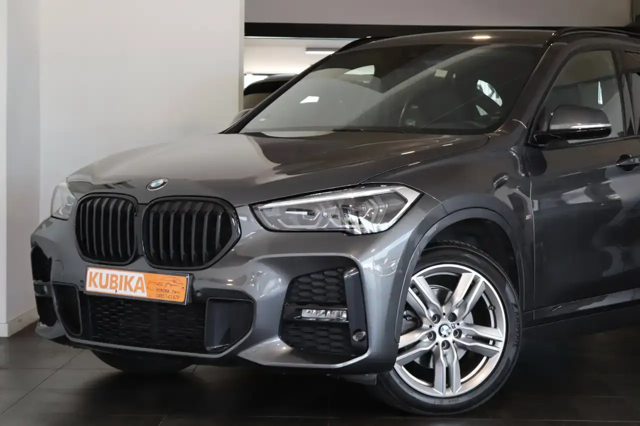BMW X1 X1 1.5i sDrive18 M-Pack CruiseC Memory Garantie*