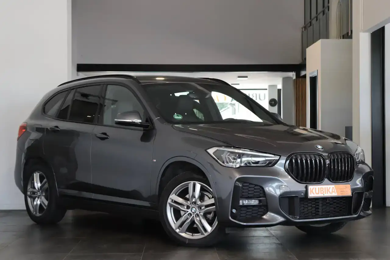 BMW X1 X1 1.5i sDrive18 M-Pack CruiseC Memory Garantie*