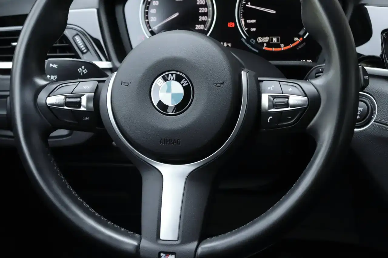 BMW X1 X1 1.5i sDrive18 M-Pack CruiseC Memory Garantie*