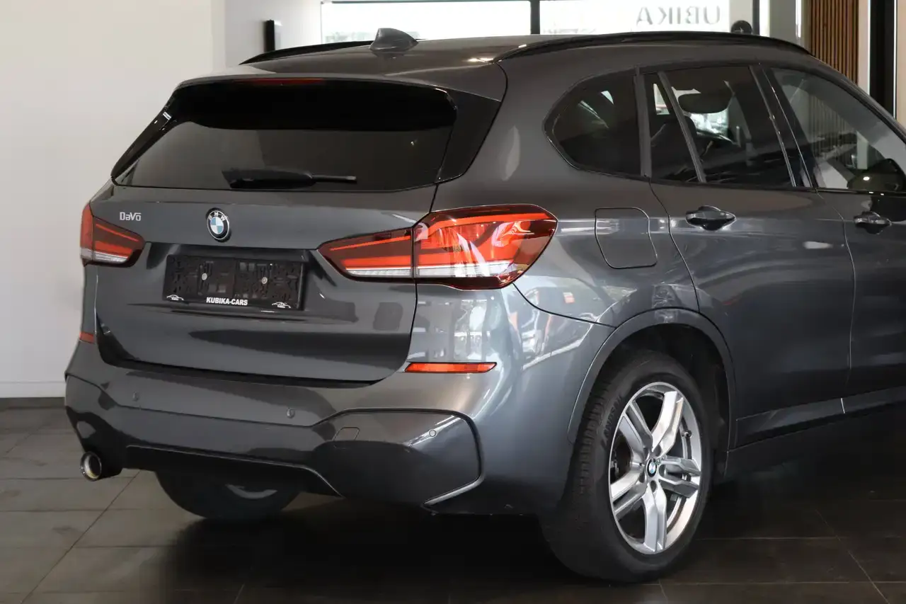 BMW X1 X1 1.5i sDrive18 M-Pack CruiseC Memory Garantie*