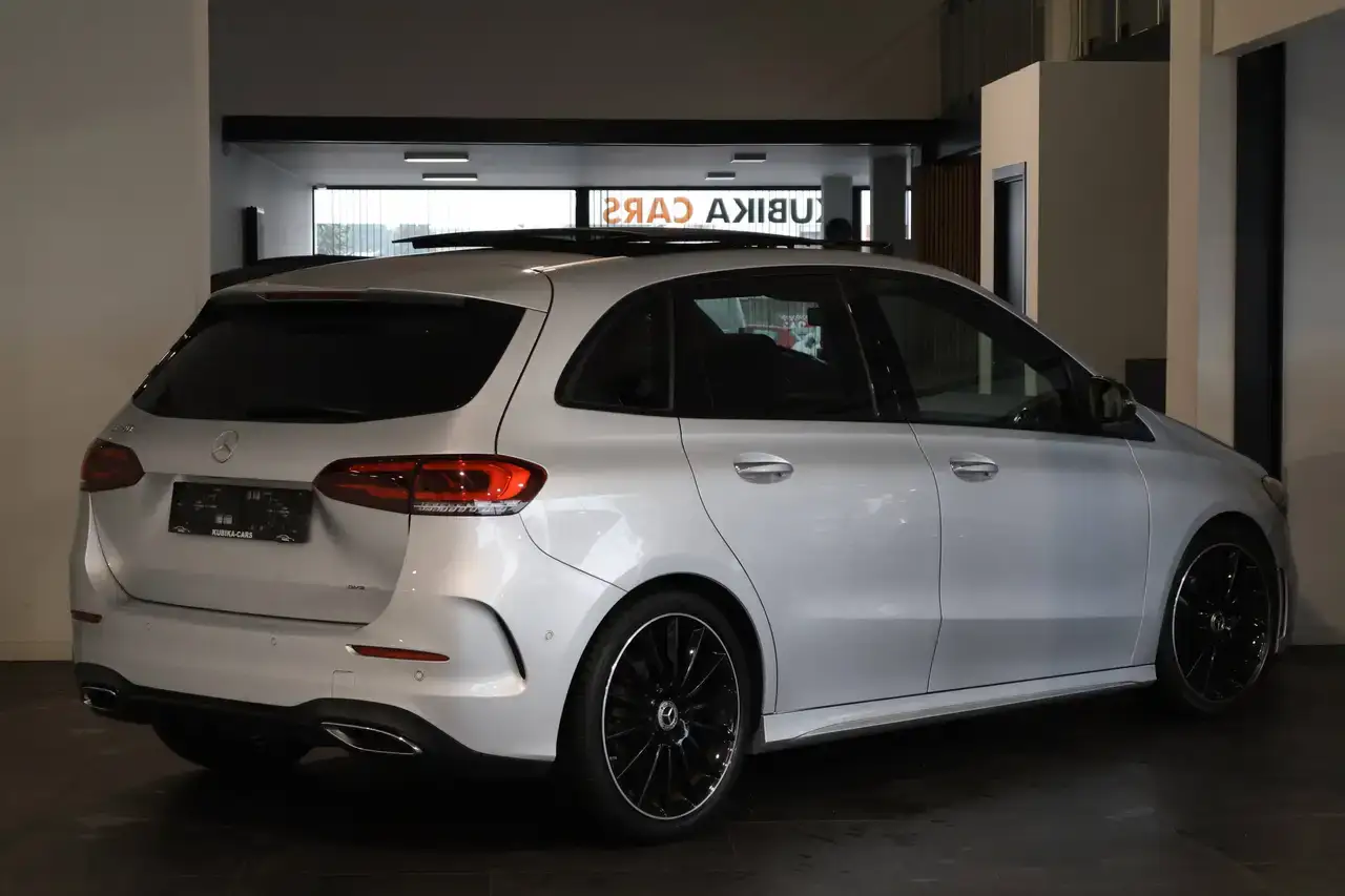 Mercedes-Benz B 180 B 180 AMG-Line Pano CruiseC CarPlay Memory Garantie*