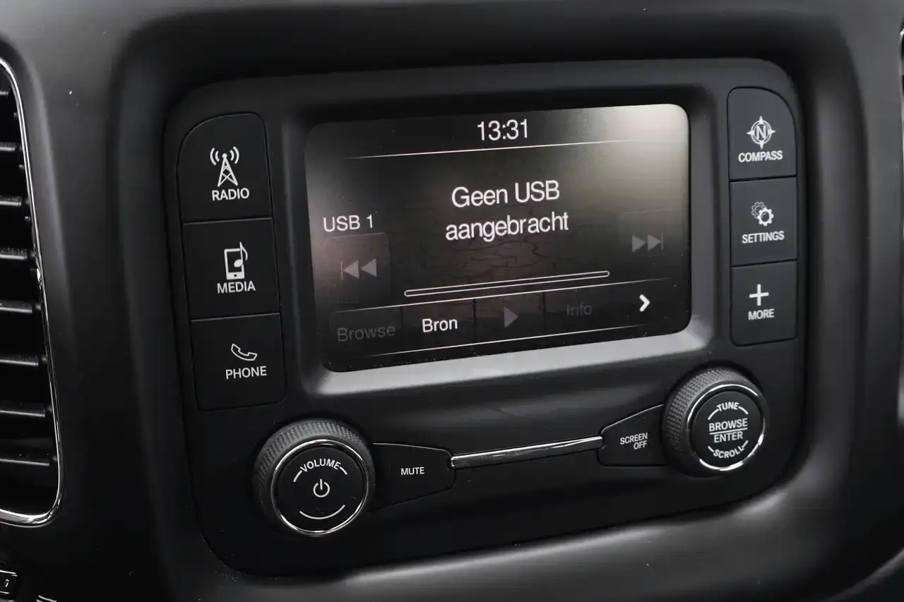 Jeep Compass Compass 1.4 Turbo 4×2 Longitude CruiseC Garantie*