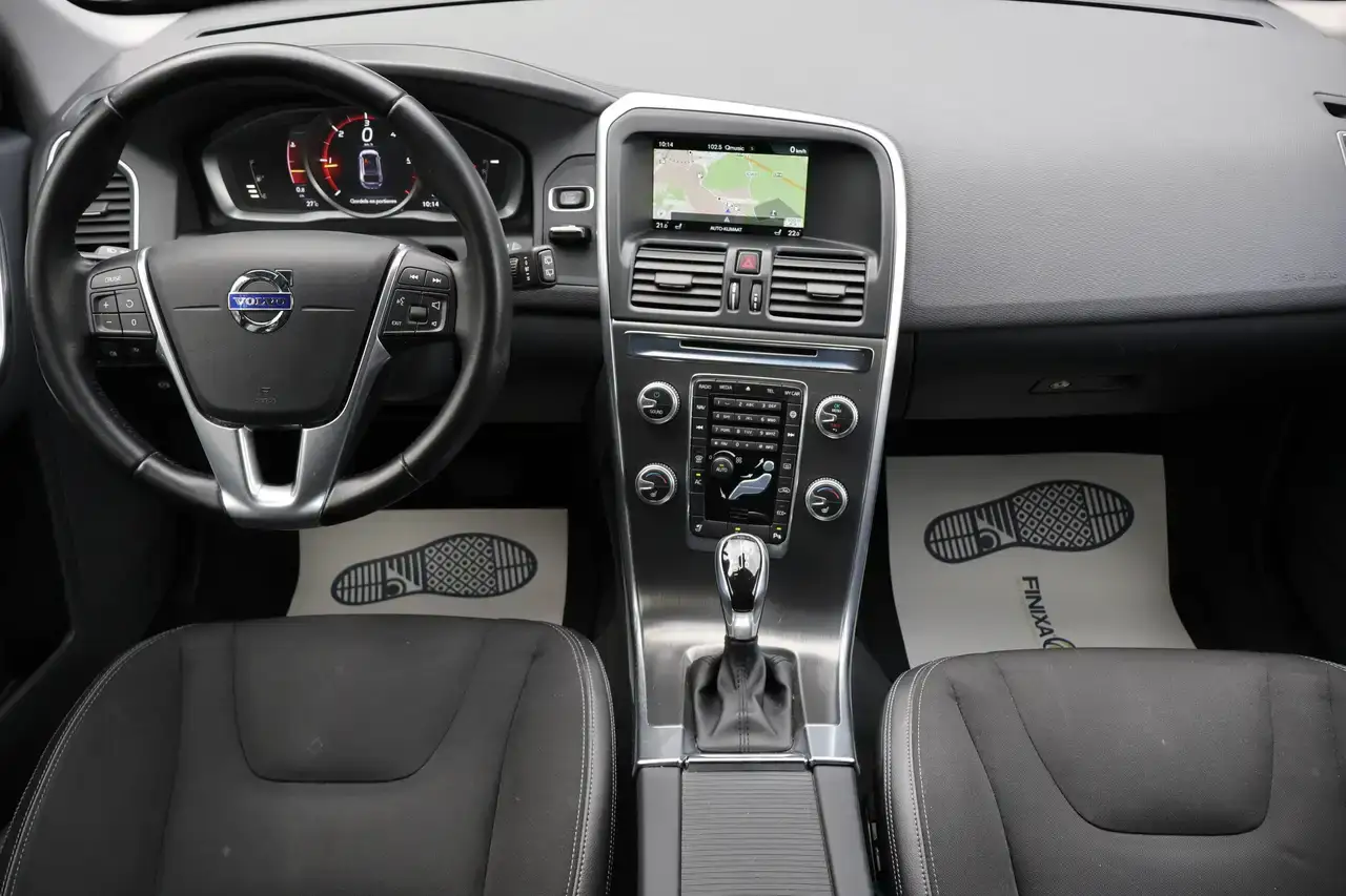 Volvo XC60 XC60 2.0 D3 Kinetic Geartronic Memory Garantie*