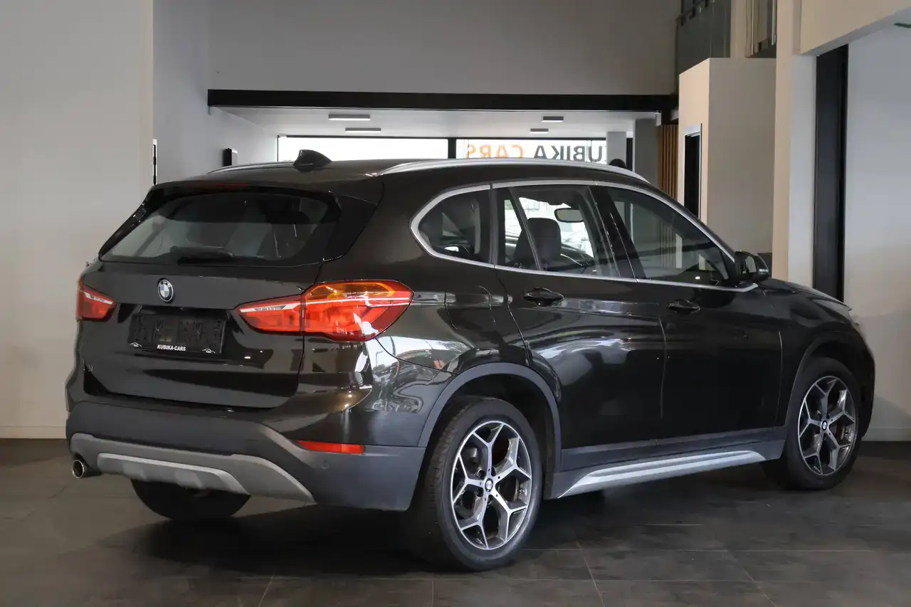 BMW X1 X1 1.5iA sDrive18 CruiseC ZetelV Camera Leder Garantie*