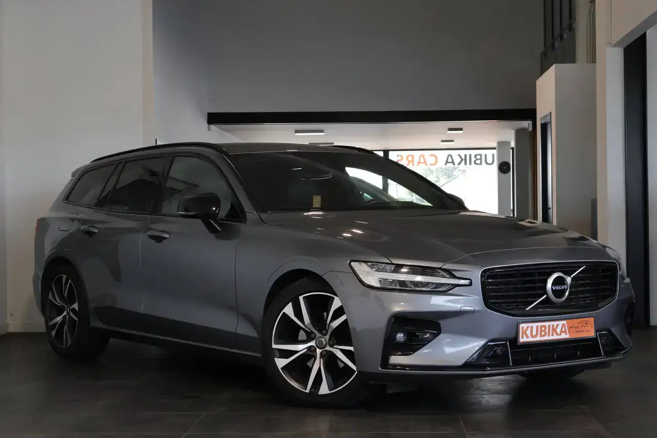 Volvo V60 2.0 D3 R-Design Geartronic CruiseC Keyless Garantie*