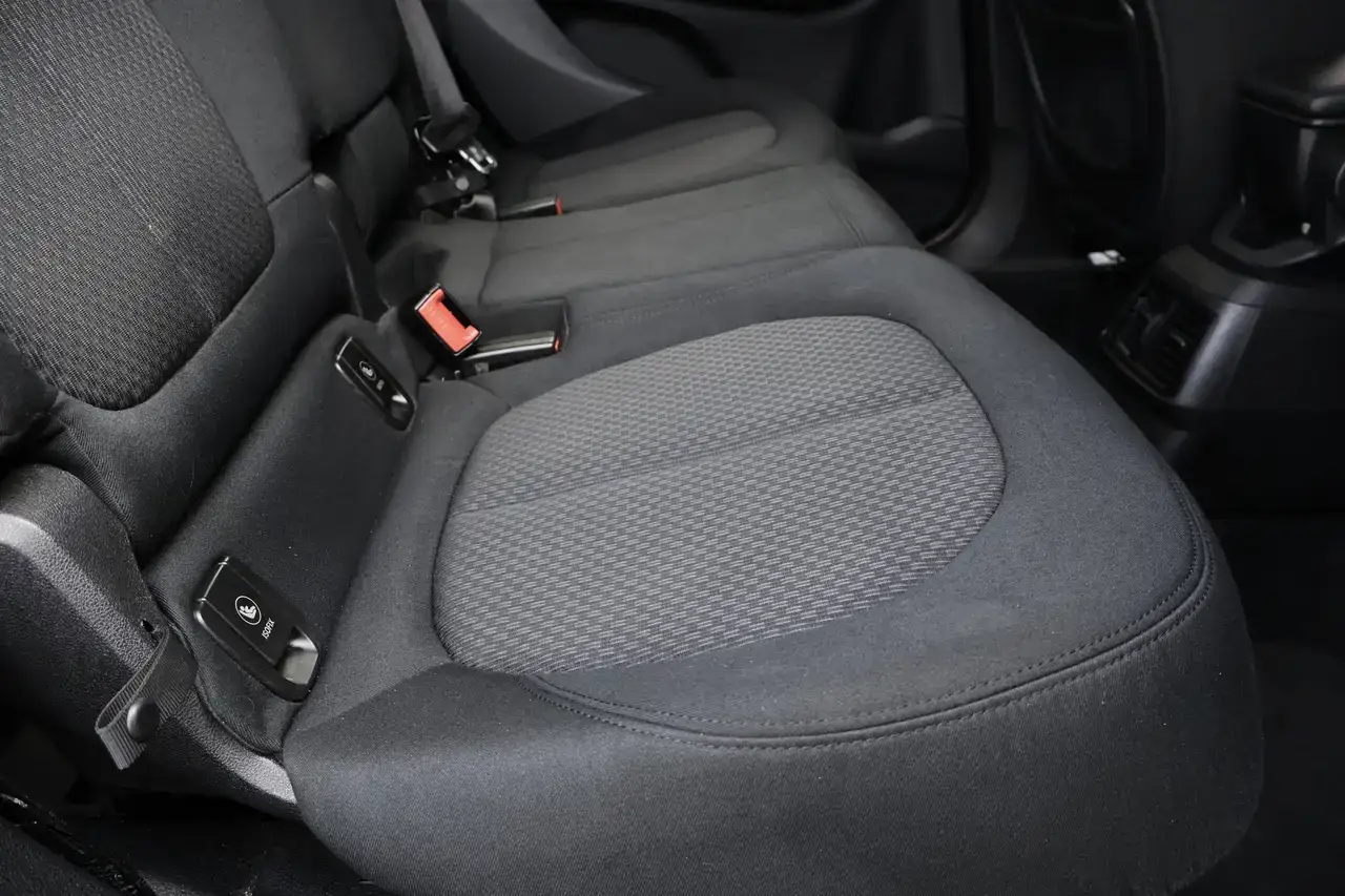 BMW 216 Active Tourer 216i 7Zit Airco CruiseC Garantie*