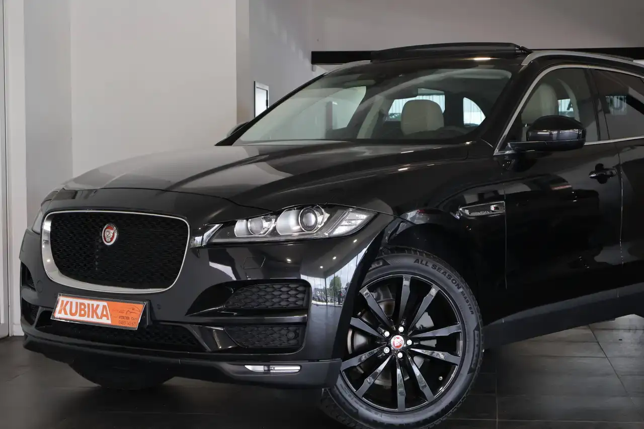 Jaguar F-Pace F-Pace 2.0 D AWD Pano CruiseC CarPlay MERIDIAN Garantie*