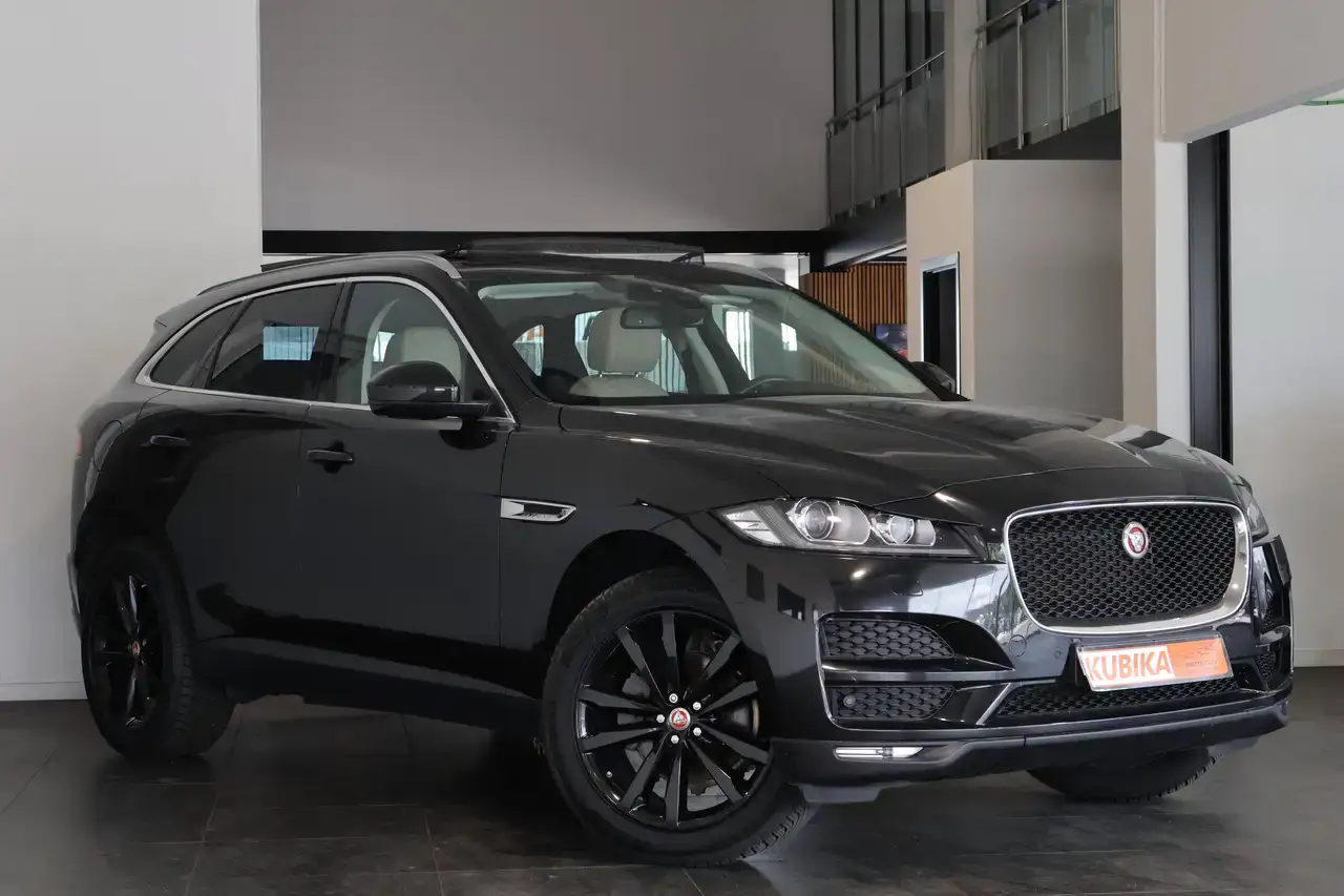 Jaguar F-Pace F-Pace 2.0 D AWD Pano CruiseC CarPlay MERIDIAN Garantie*