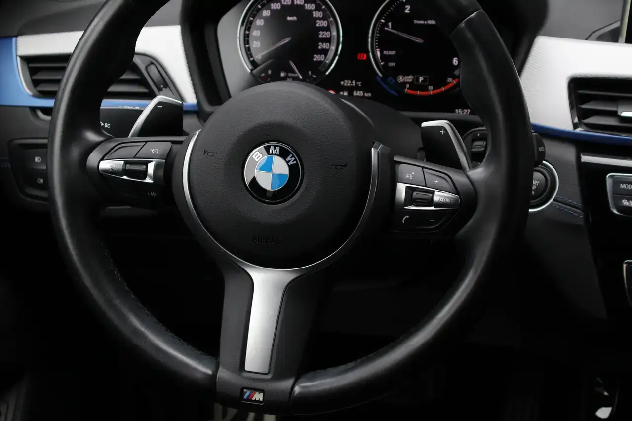 BMW X1 X1 2.0 dAS sDrive18 BTW* Pano Camera M-Pack Garantie