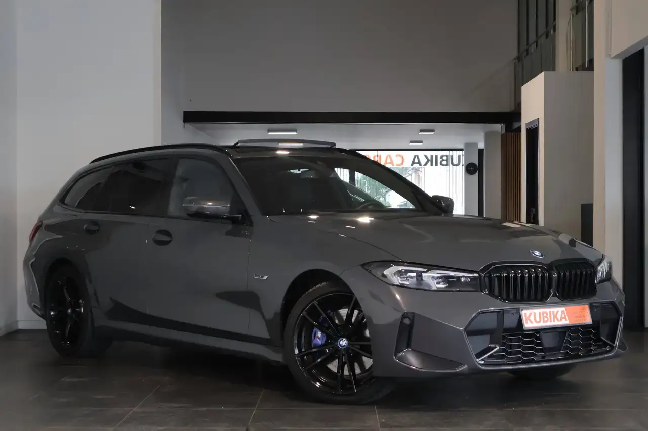 BMW 330 Touring 330eAS PHEV BTW* M-Pack TrekH Garantie*