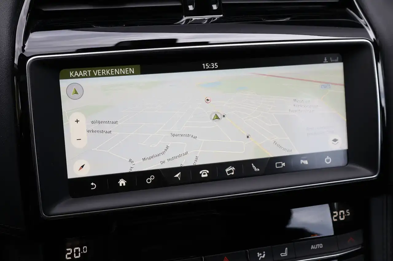 Jaguar F-Pace 2.0 T AWD Carplay Pano Leder Trekhaak Garantie*
