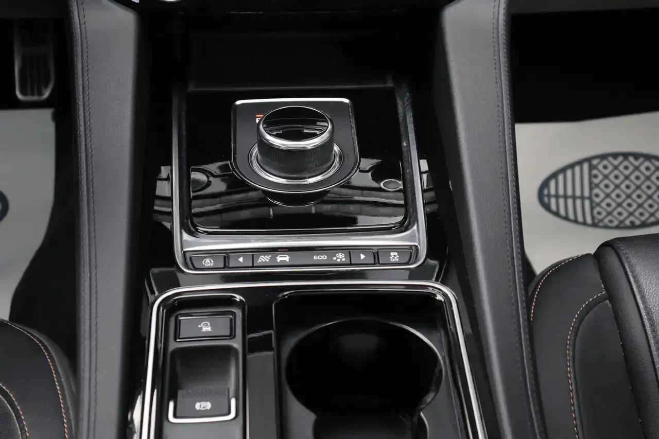 Jaguar F-Pace 2.0 T AWD Carplay Pano Leder Trekhaak Garantie*