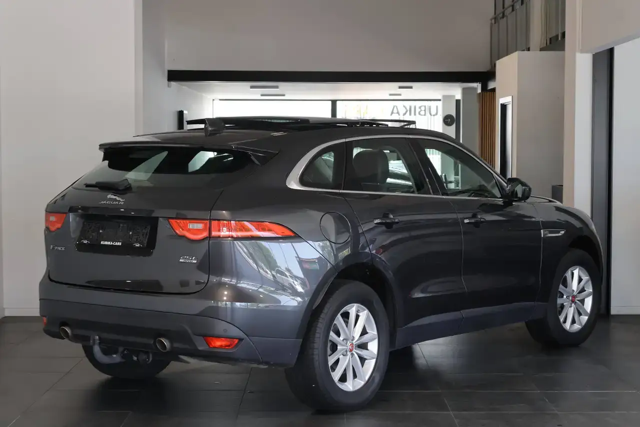 Jaguar F-Pace 2.0 T AWD Carplay Pano Leder Trekhaak Garantie*