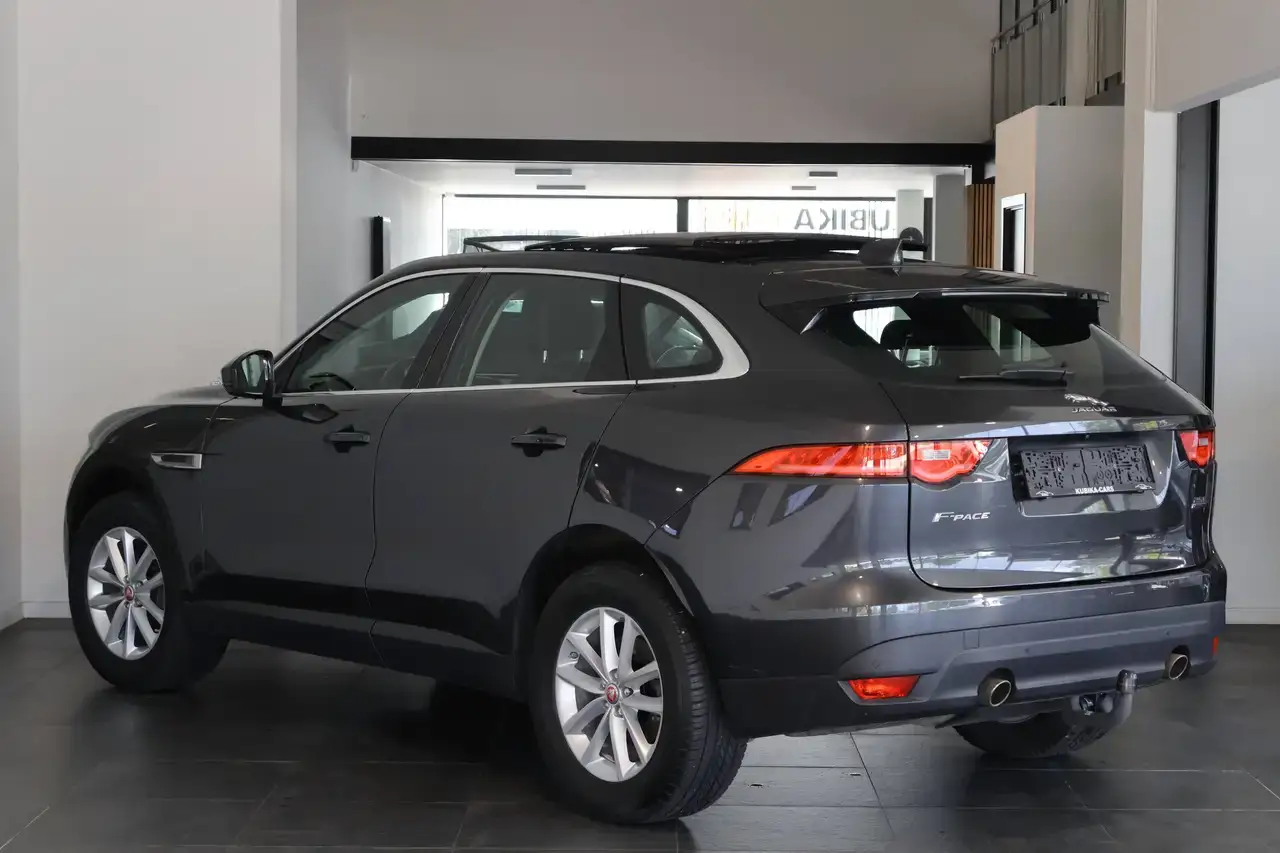 Jaguar F-Pace 2.0 T AWD Carplay Pano Leder Trekhaak Garantie*