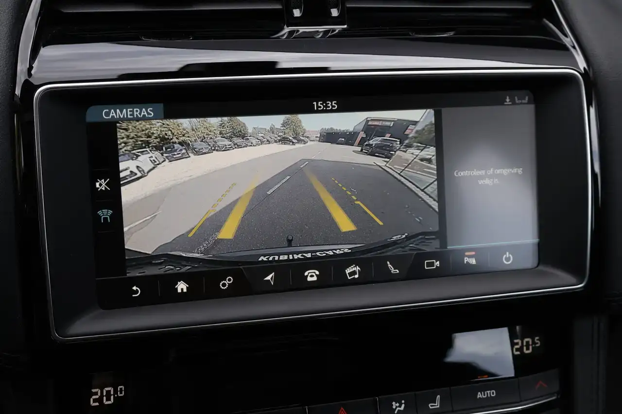 Jaguar F-Pace 2.0 T AWD Carplay Pano Leder Trekhaak Garantie*