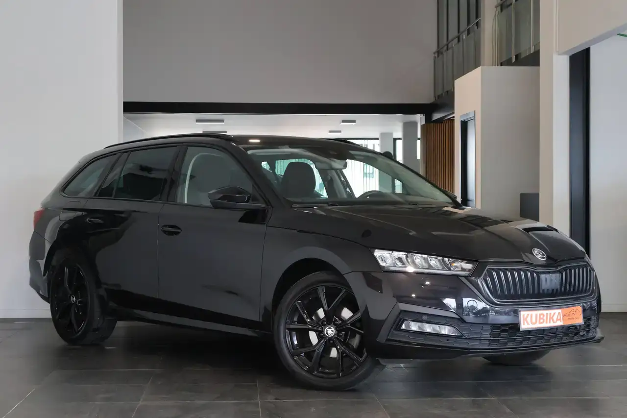 Skoda Octavia SW 1.0 TSI Ambition CruiseC LijnA Keyless Navi Garantie*