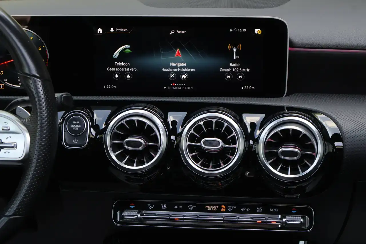 Mercedes-Benz A 220 A 220 AMG-Line Peno Mamory DodeH 360° Garantie*