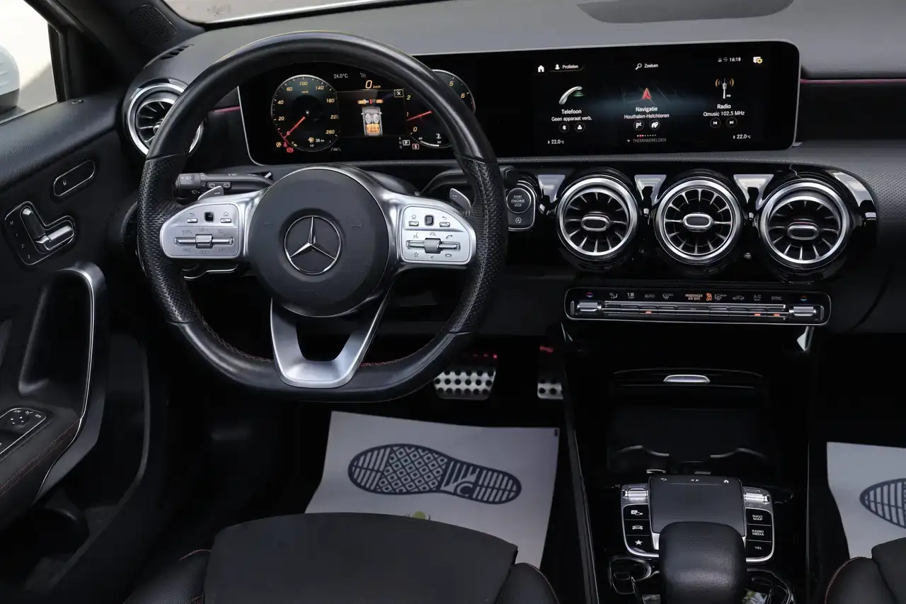 Mercedes-Benz A 220 A 220 AMG-Line Peno Mamory DodeH 360° Garantie*