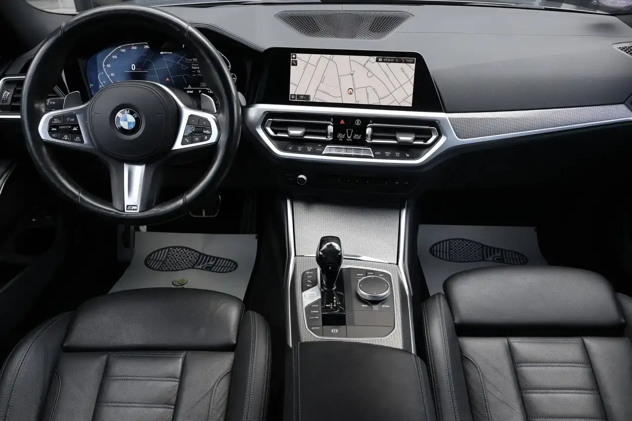 BMW 330 330eAS PHEV M-Pack ACC TrekH Memory Garantie*