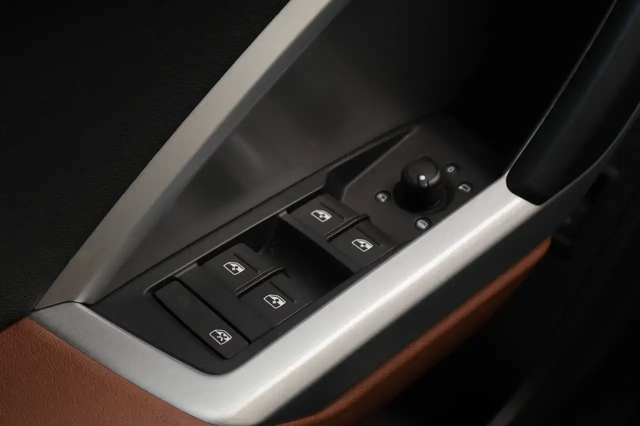 Audi Q3 Q3 35 TFSI S line S tronic CruiseC LijnA Camera Garantie*