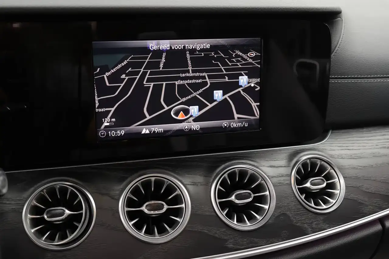 Mercedes-Benz E 200 CABRIOLET E 200 AMG-Line CruiseC ZetelV Garantie*